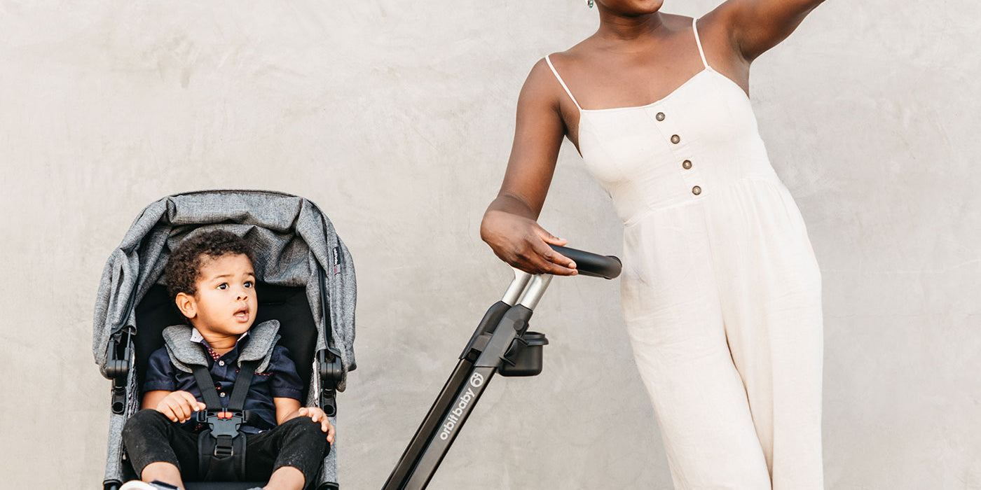 8 Ways to Educate and Entertain on a Stroller Walk